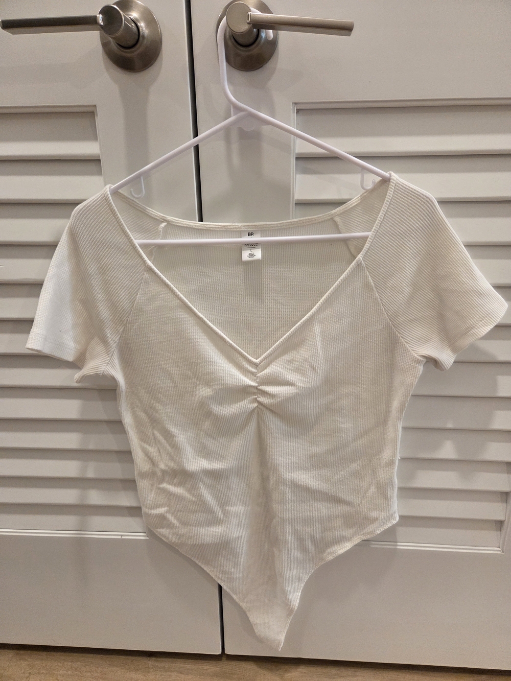 bp Cream Ribbed V-Neck Short Sleeve Bodysuit